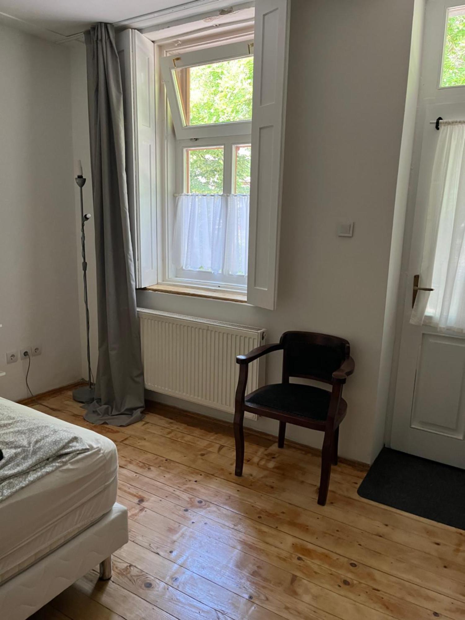 Utcara Nyilo Apartman Vác Zewnętrze zdjęcie
